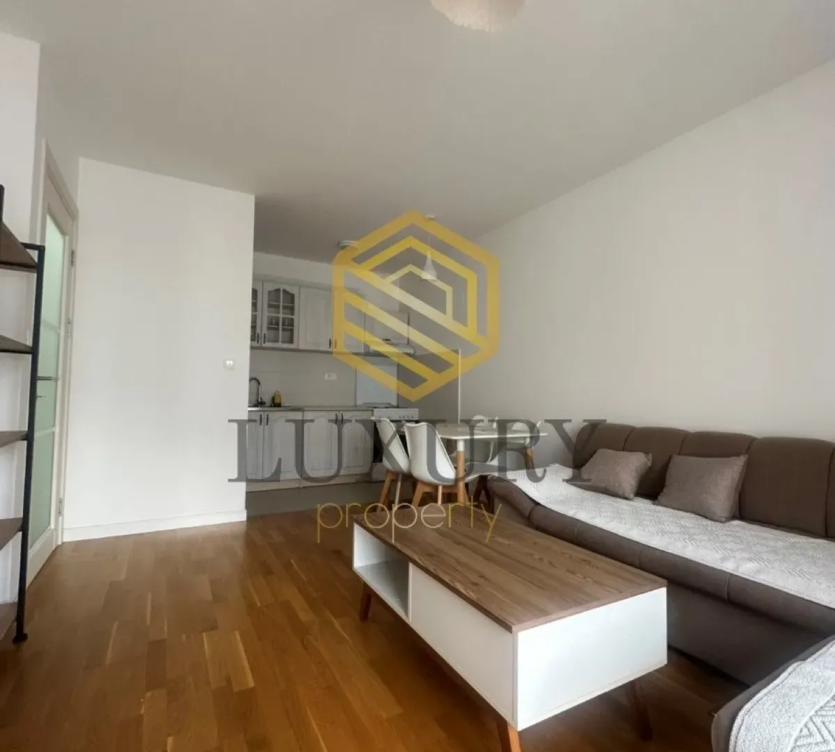 Izdavanje, jednosoban stan, 41m², Preko Morače, Podgorica