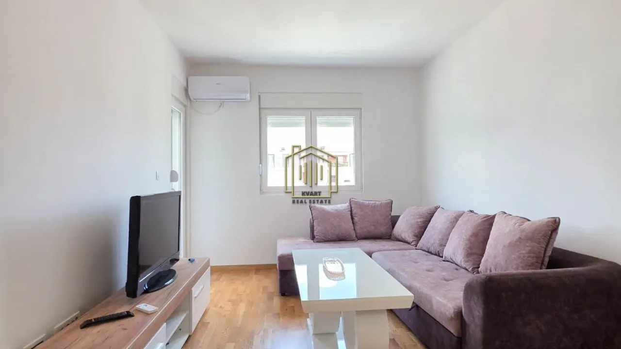 Rent, one bedroom apartment, 43m², Stari Aerodrom, Podgorica