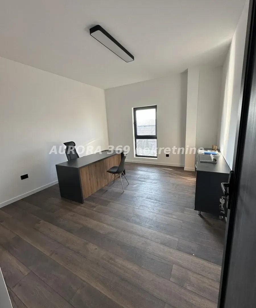 Sale, office space, 600m², Klisa, Novi Sad Sve Podlokacije