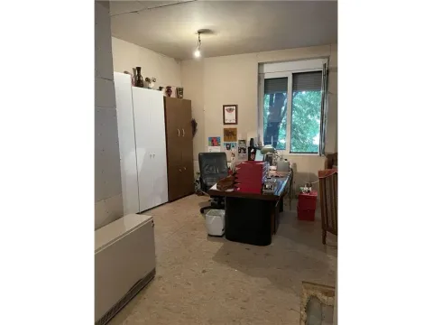 Prodaja, dvosoban stan, 72m², Vračar Sve Podlokacije, Beograd - image 3