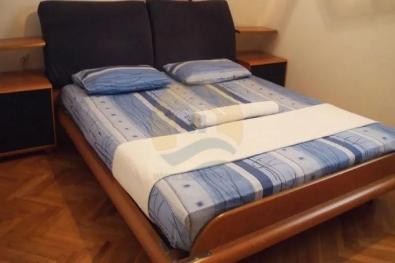Prodaja, dvosoban stan, 75m², Herceg Novi, Crna Gora