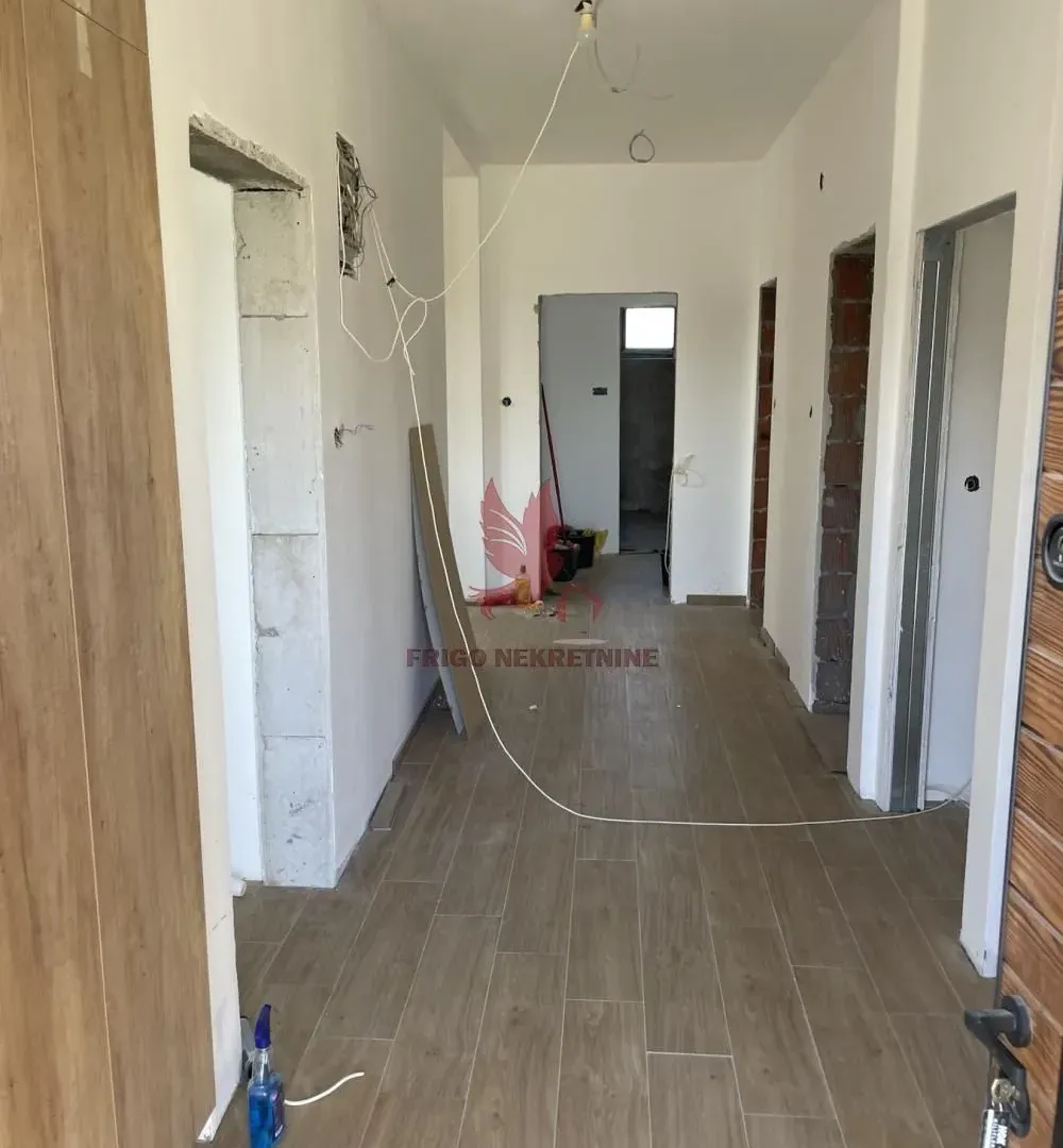 Prodaja, kuća, 280m², Dedinje (Mladenovac), Mladenovac