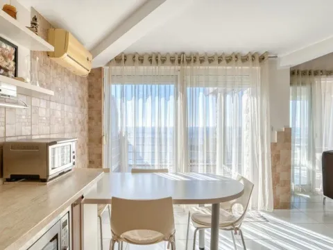 Sale, two bedroom apartment, 75m², Budva, Crna Gora - image 24