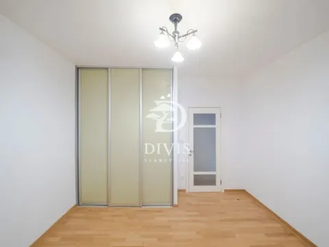 Prodaja, četvorosoban stan, 105m², Vračar Centar, Vračar Sve Podlokacije - image 7