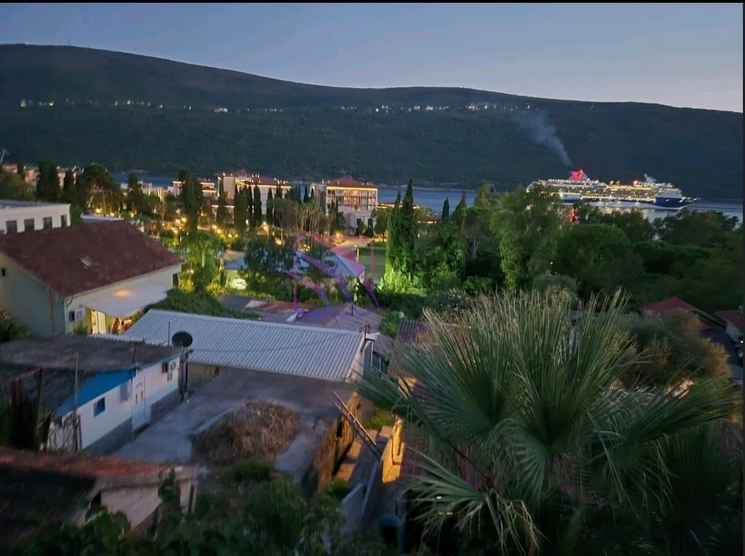 Prodaja, jednosoban stan, 44m², Kumbor, Herceg Novi