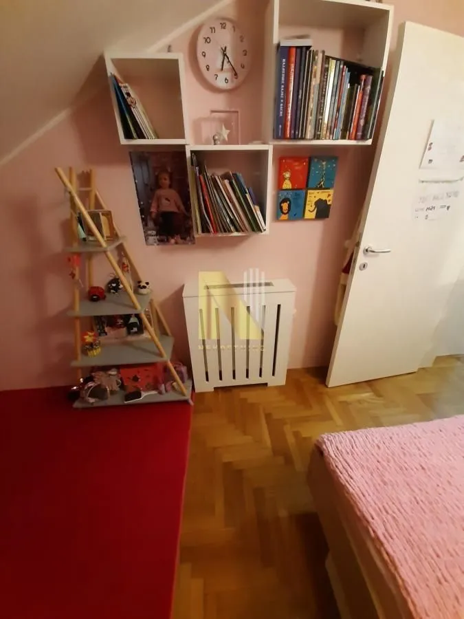 Prodaja, trosoban stan, 70m², Nova Detelinara, Novi Sad Sve Podlokacije