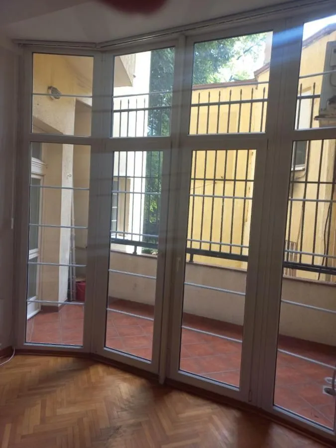 Rent, apartment, 100m², Vračar Sve Podlokacije, Beograd