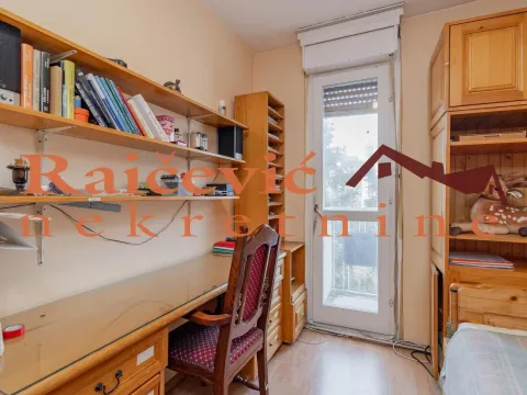 Sale, three bedroom apartment, 76m², Stari Grad, Beograd - image 9