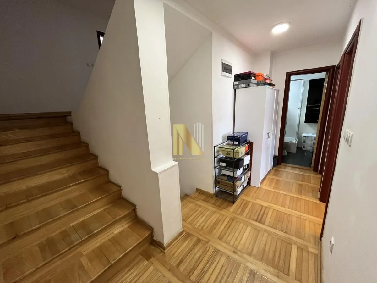 Prodaja, stan, 120m², Nova Detelinara, Novi Sad Sve Podlokacije