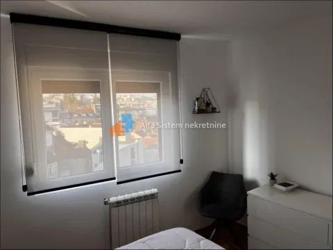 Izdavanje, trosoban stan, 70m², Stari Grad, Beograd - image 19