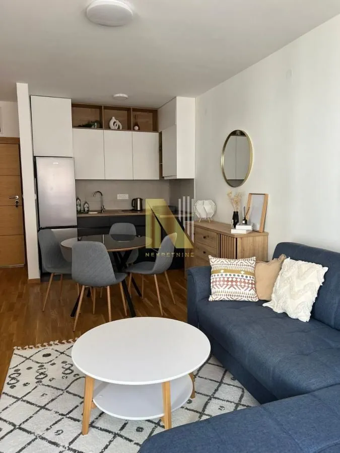 Izdavanje, jednosoban stan, 42m², Podbara, Novi Sad Sve Podlokacije