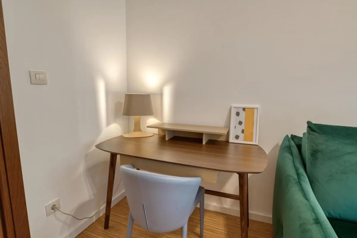 Prodaja, dvosoban stan, 90m², Podgorica, Crna Gora