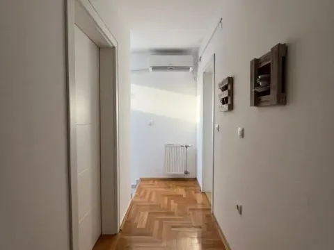 Prodaja, četvorosoban stan, 77m², Bulevar patrijarha Pavla, Novi Sad Sve Podlokacije - image 13