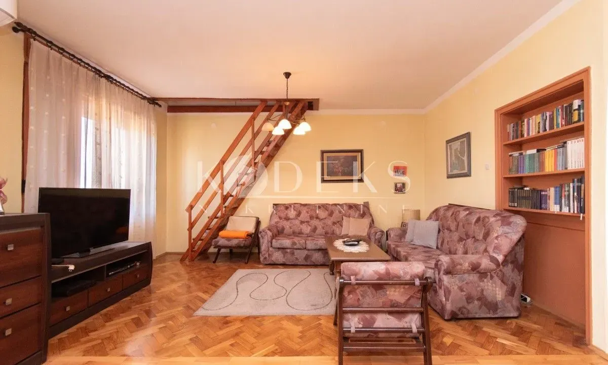 Prodaja, dvosoban stan, 122m², Centar, Podgorica