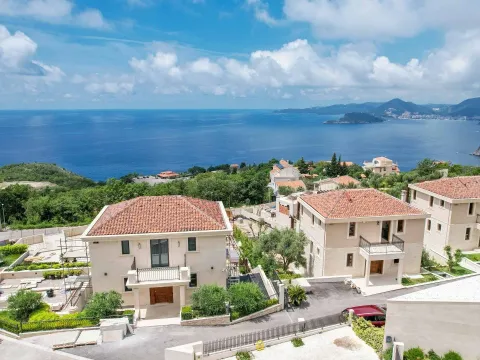 Izdavanje, kuća, 335m², Blizikuće, Budva - image 32