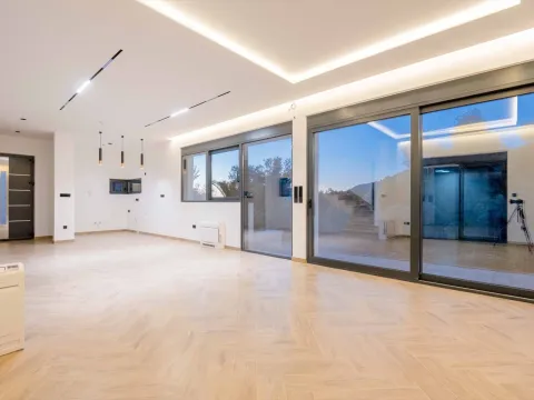 Prodaja, kuća, 240m², Kamenovo, Budva - image 3