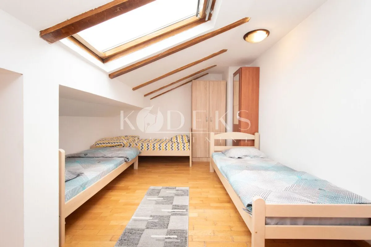 Izdavanje, dvosoban stan, 75m², Stari Aerodrom, Podgorica