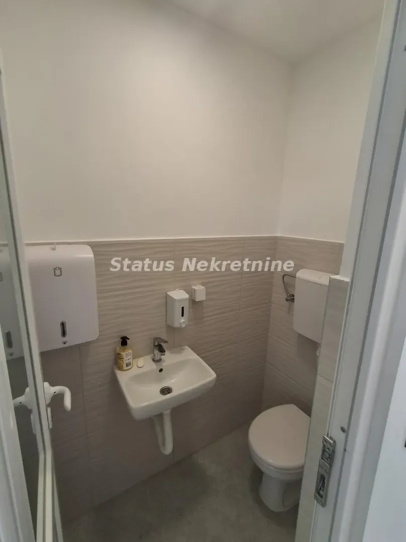 Rent, office space, 196m², Klisa, Novi Sad Sve Podlokacije