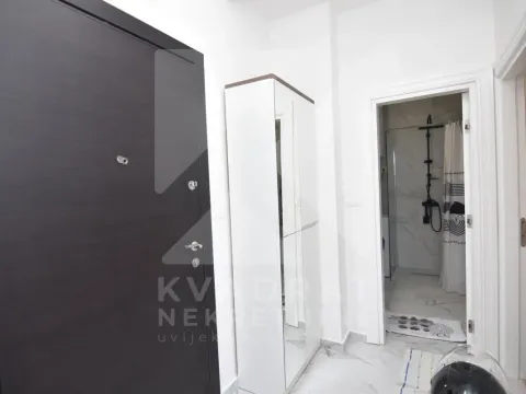 Rent, one bedroom apartment, 40m², Kruševac, Podgorica - image 10