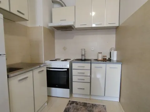Izdavanje, stan, 36m², Stari Aerodrom, Podgorica - image 3