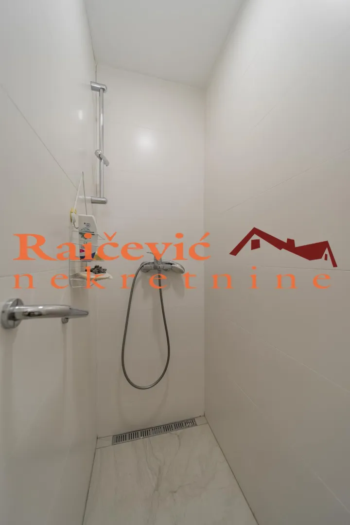 Sale, two bedroom apartment, 55m², Voždovac Sve Podlokacije, Beograd
