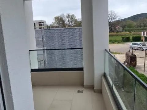 Rent, two bedroom apartment, 70m², Radanovići, Kotor - image 9