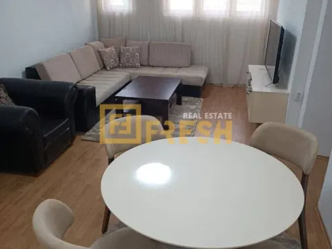 Izdavanje, dvosoban stan, 58m², Centar, Podgorica