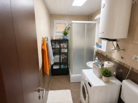 Sale, two bedroom apartment, 66m², Podkošljun, Budva - image 8