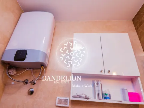 Izdavanje, četvorosoban stan, 130m², Centar, Podgorica - image 29