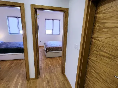 Izdavanje, dvosoban stan, 60m², Bečići, Budva - image 15