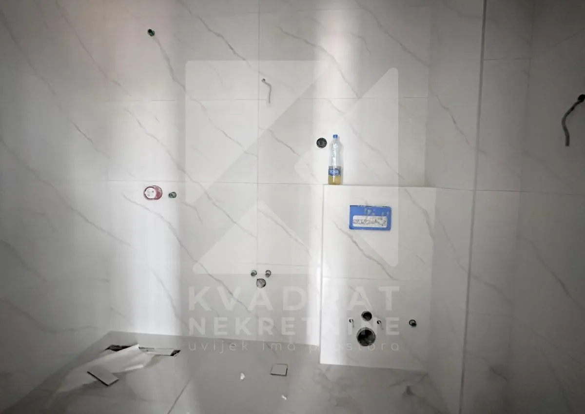 Prodaja, dvosoban stan, 64m², Stari Aerodrom, Podgorica