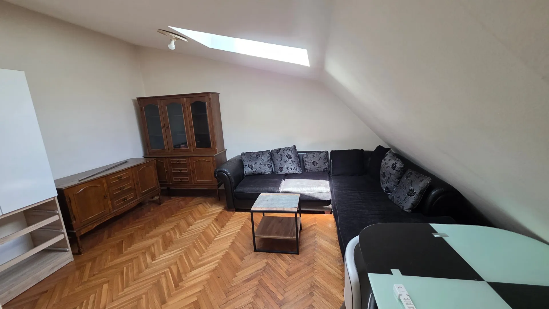 Rent, studio apartment, 25m², Stara Varoš, Podgorica