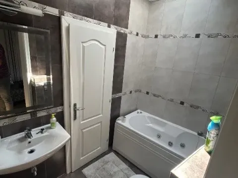 Sale, three bedroom apartment, 126m², Crveni Krst, Beograd - image 8