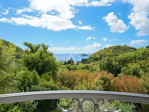 Sale, two bedroom apartment, 86m², Petrovac, Budva - image 5