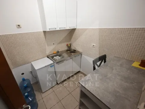 Rent, two bedroom apartment, 105m², Preko Morače, Podgorica - image 6