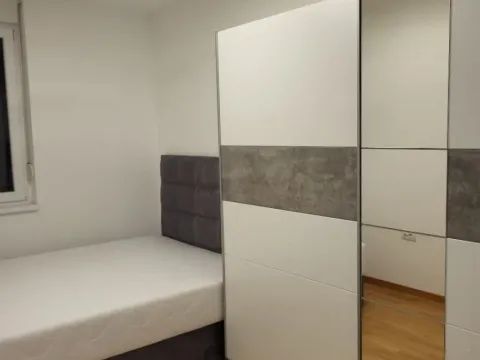 Izdavanje, dvosoban stan, 43m², Telep severni, Novi Sad Sve Podlokacije - image 2