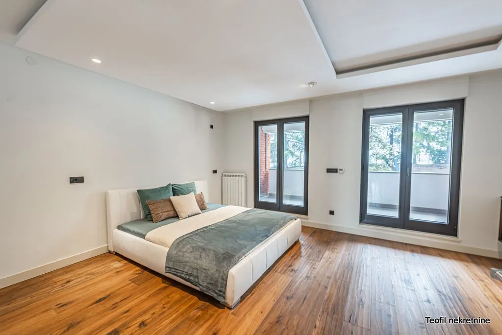 Sale, house, 305m², Čukarica, Beograd