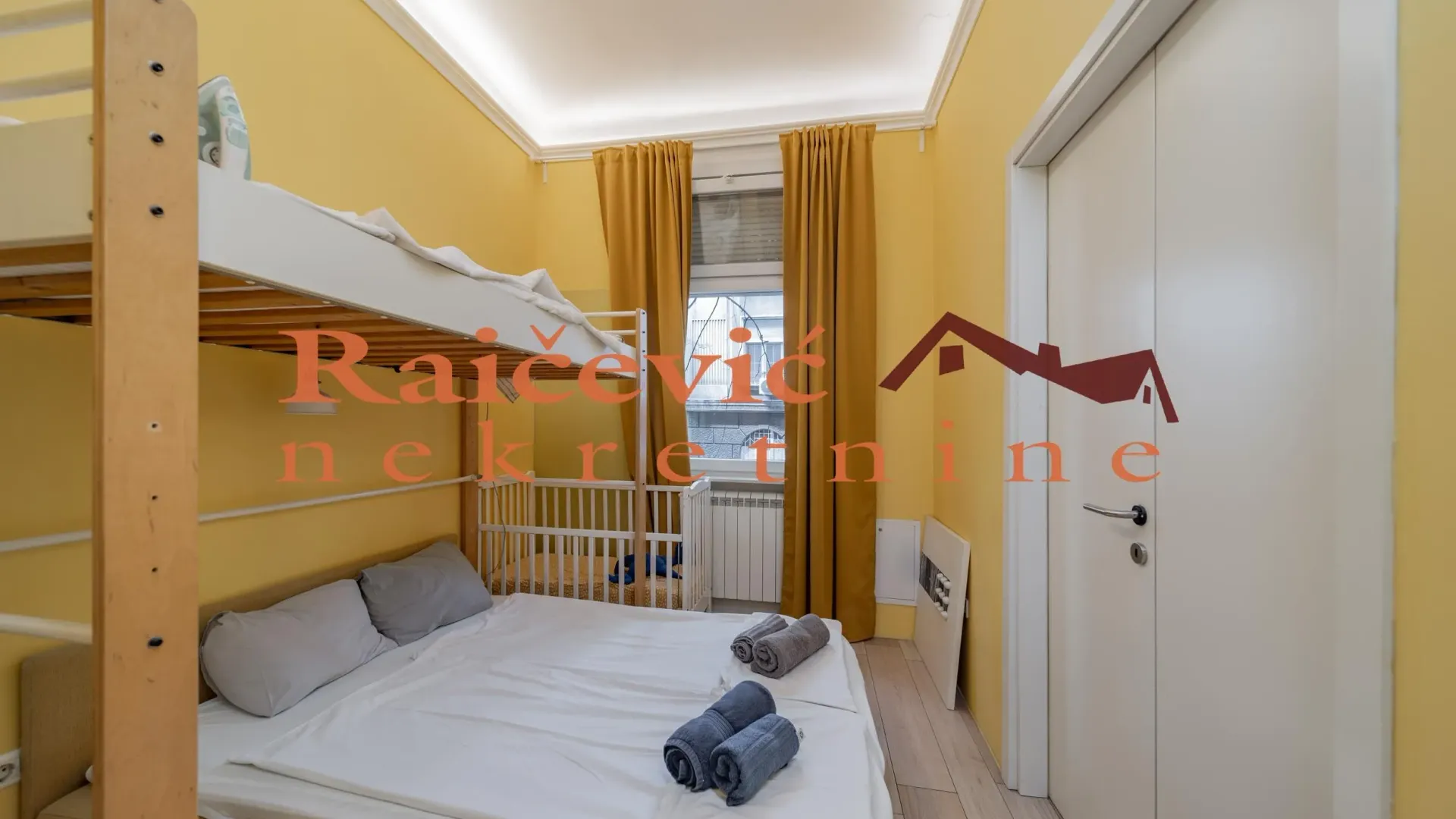 Sale, four bedroom apartment, 82m², Stari Grad, Beograd