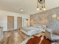 Izdavanje, kuća, 300m², Kostanjica, Kotor - image 19