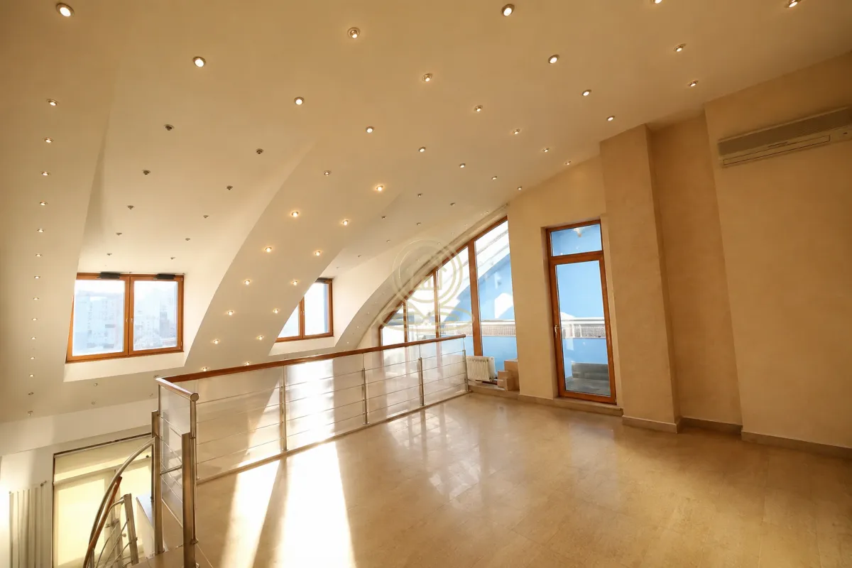 Rent, apartment, 222m², Tašmajdan, Palilula Sve Podlokacije