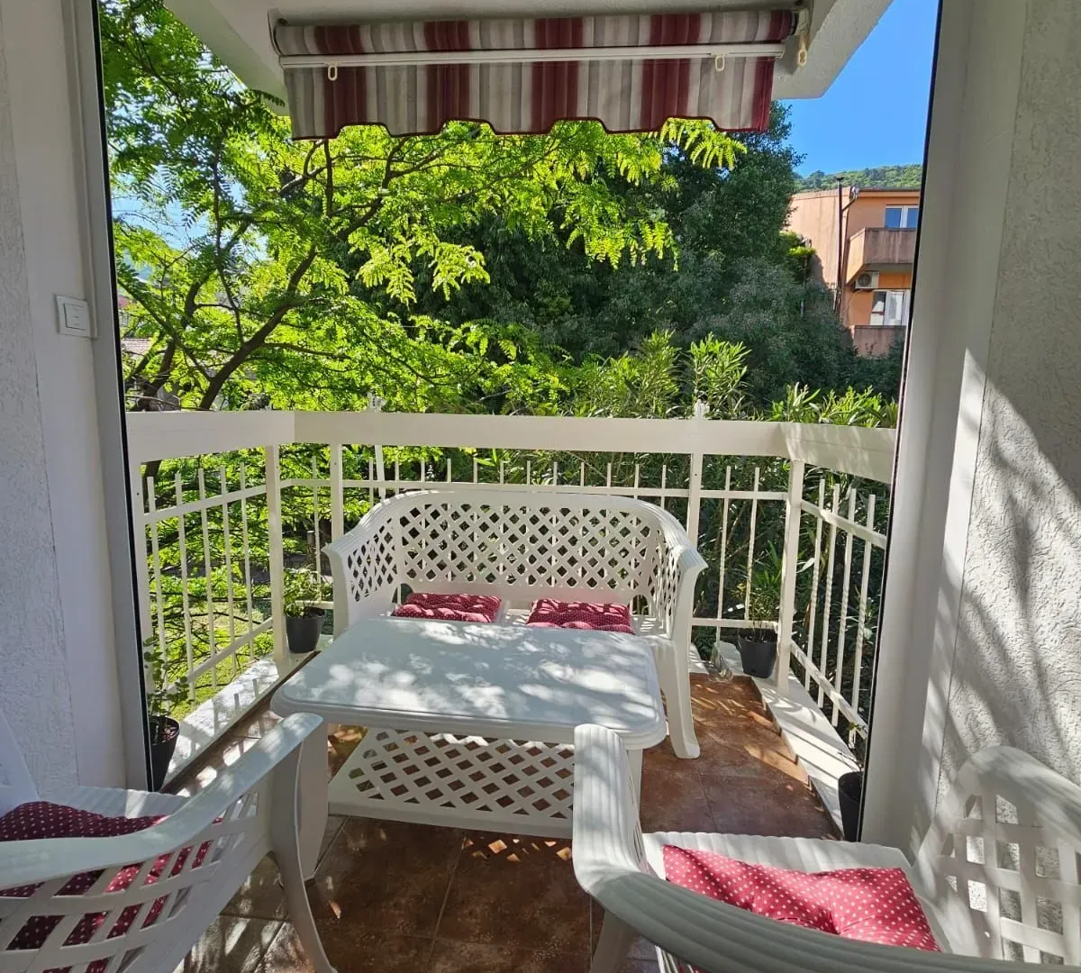 Prodaja, dvosoban stan, 52m², Budva, Crna Gora