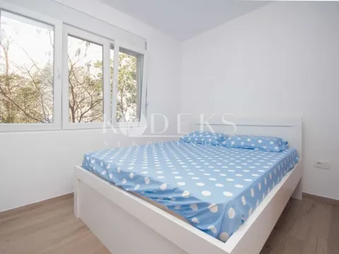 Izdavanje, dvosoban stan, 68m², Gintaš, Podgorica - image 16