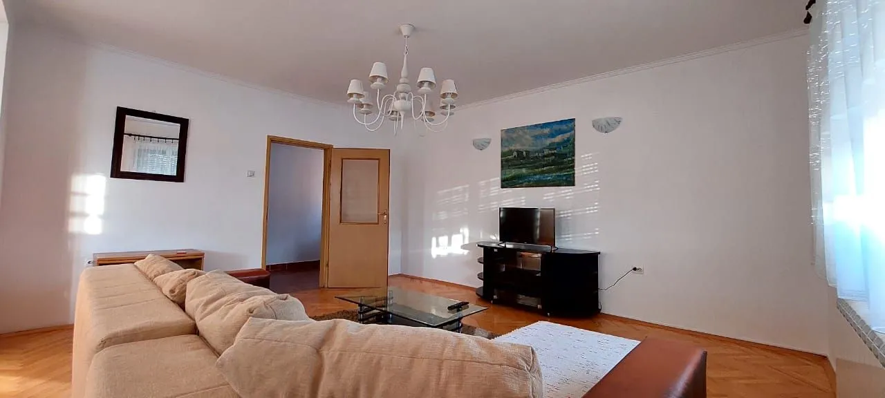 Rent, three bedroom apartment, 130m², Dahna, Podgorica