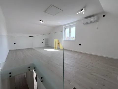 Prodaja, kuća, 221m², Telep, Novi Sad Sve Podlokacije - image 22