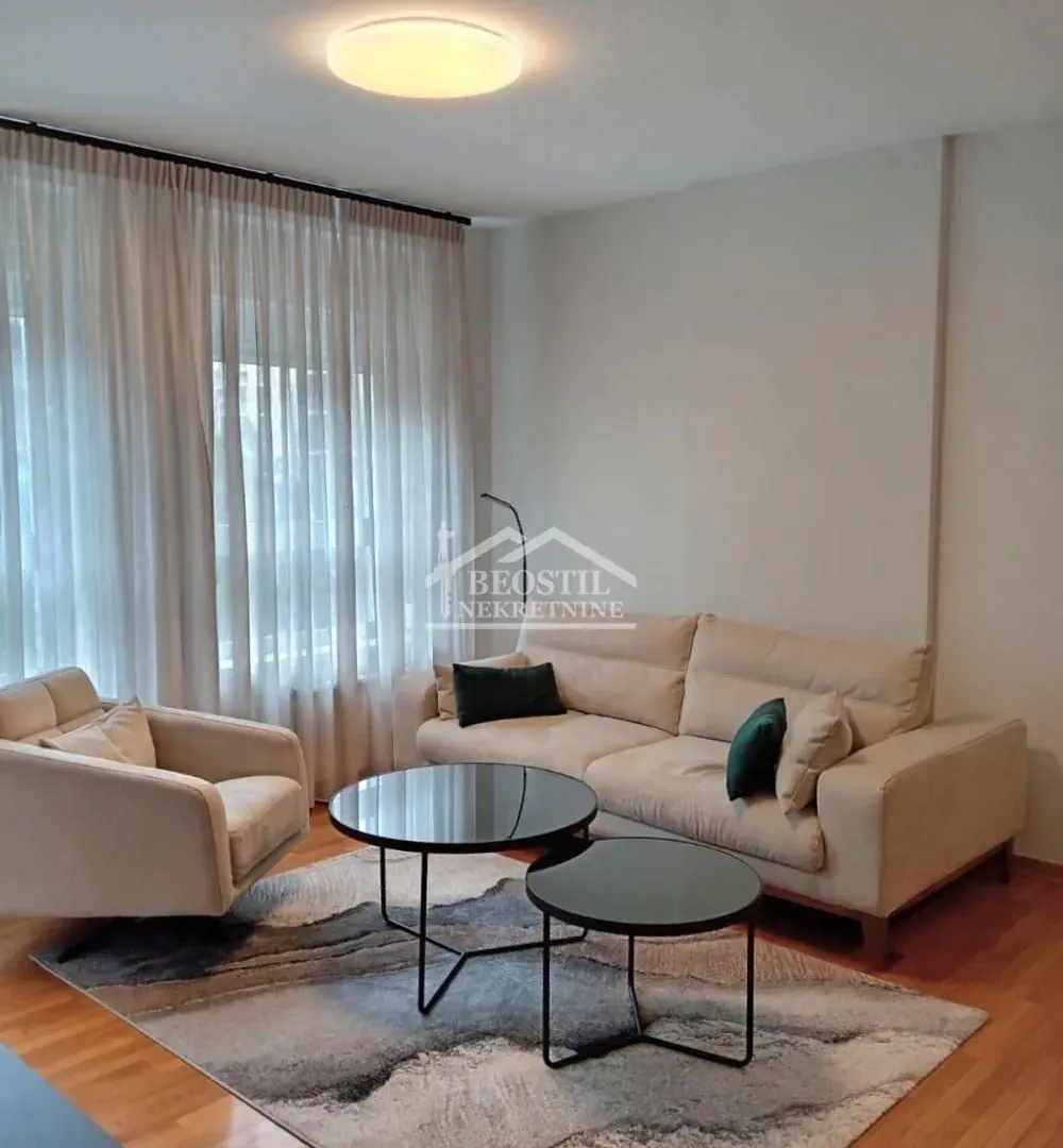 Prodaja, trosoban stan, 81m², Novi Beograd Sve Podlokacije, Beograd