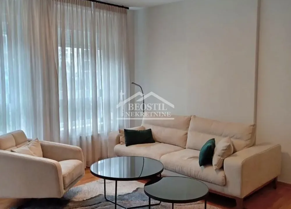 Prodaja, trosoban stan, 81m², Novi Beograd Sve Podlokacije, Beograd