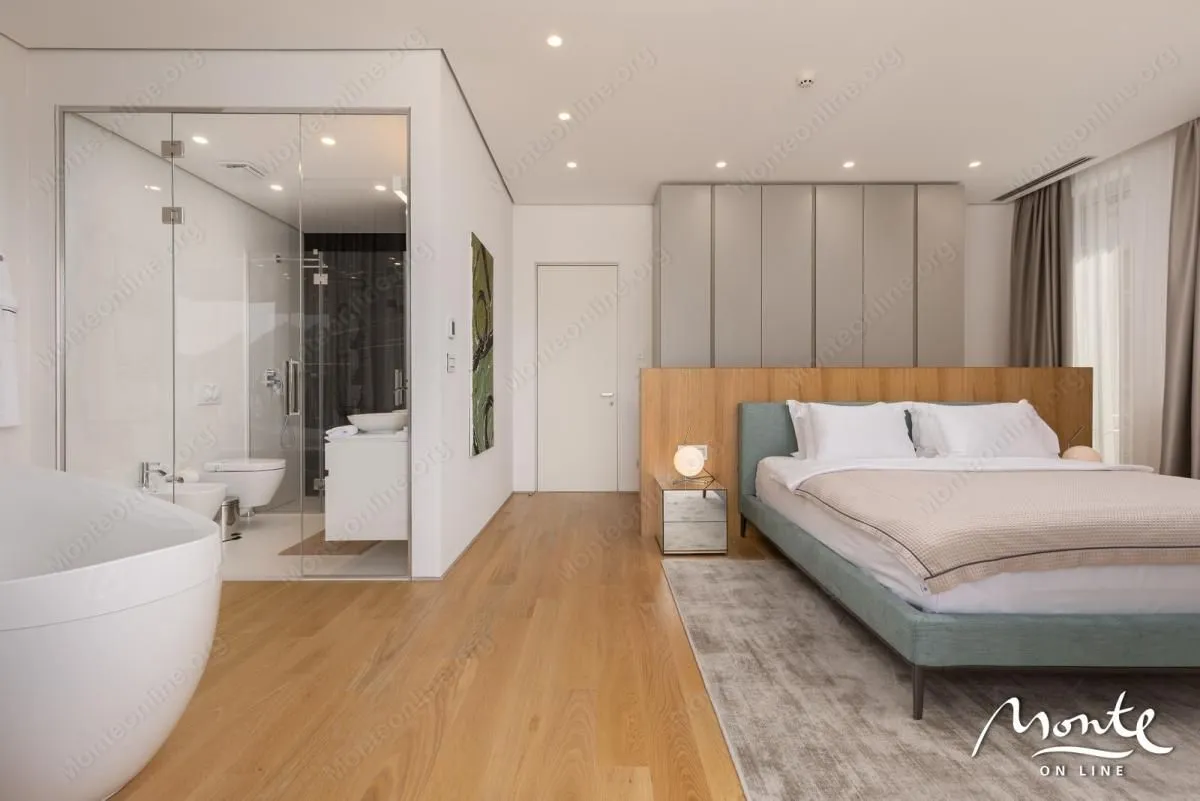 Sale, four bedroom apartment, 287m², Budva, Crna Gora