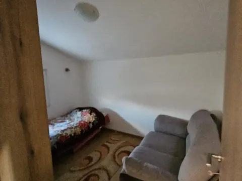Rent, two bedroom apartment, 50m², Gornja Gorica, Podgorica - image 5