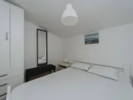 Izdavanje, dvosoban stan, 56m², Budva, Crna Gora - image 8