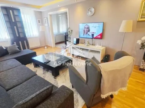 Izdavanje, stan, 120m², Cerak, Beograd - image 16